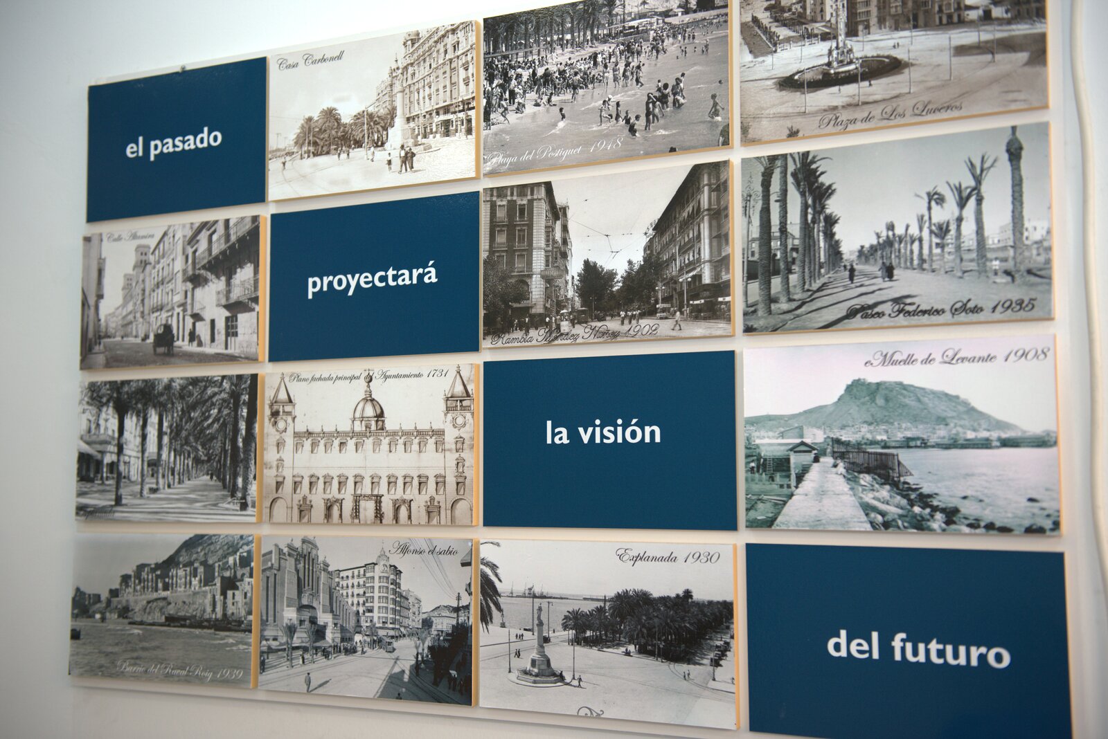 Mural histórico de Alicante en la oficina de WeLegal — el pasado proyecta la visión del futuro